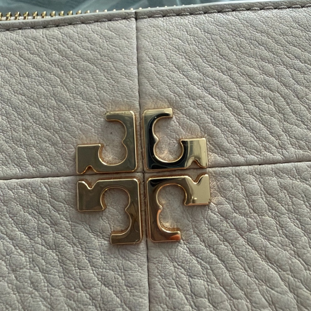 Tory Burch Gold Accent Cream Clutch